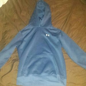 Under Armour sweatshirt