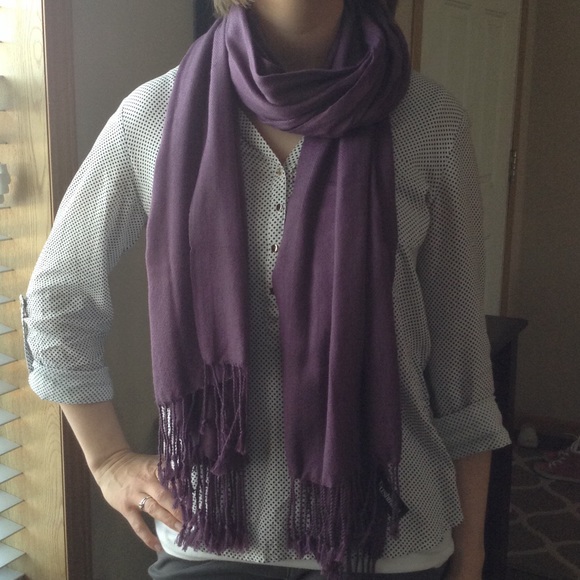 🚫SOLD🚫 *Bundled* Purple Scarf