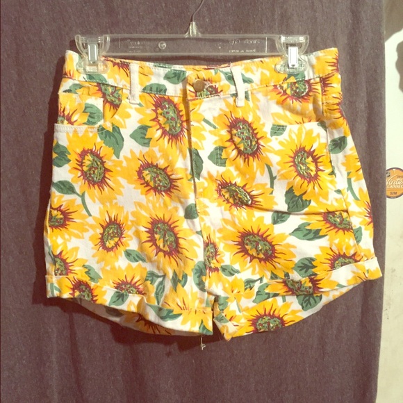 High waisted sunflower shorts