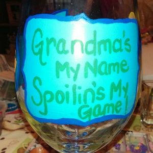 New grandma painted wine glass