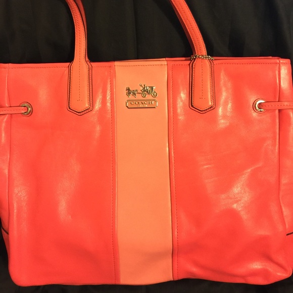 Coach Handbags - Authentic Coach Handbag