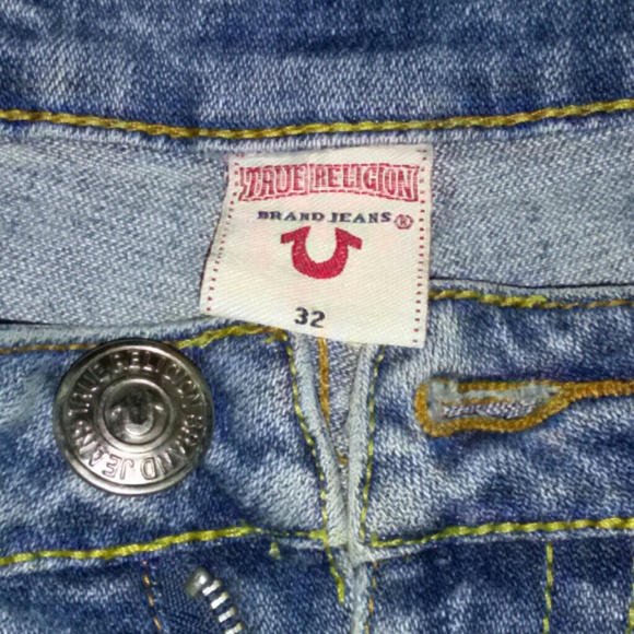 Destroyed True religion jeans straight leg