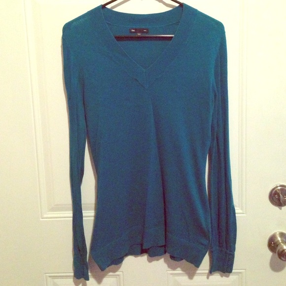 Gap sweater - Size medium