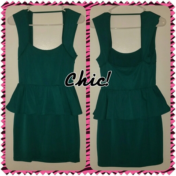 Dresses & Skirts - Teal peplum dress