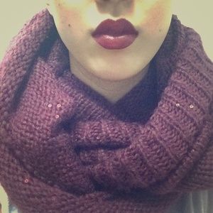 H&M knit sequin burgundy scarf snood