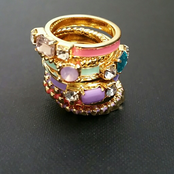 9 stack rings. - Picture 3 of 4