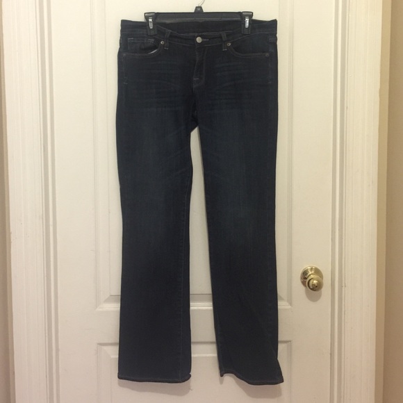 Lucky Brand Jeans - Picture 1 of 3