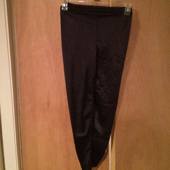 Express leggings (never worn) too thin for me