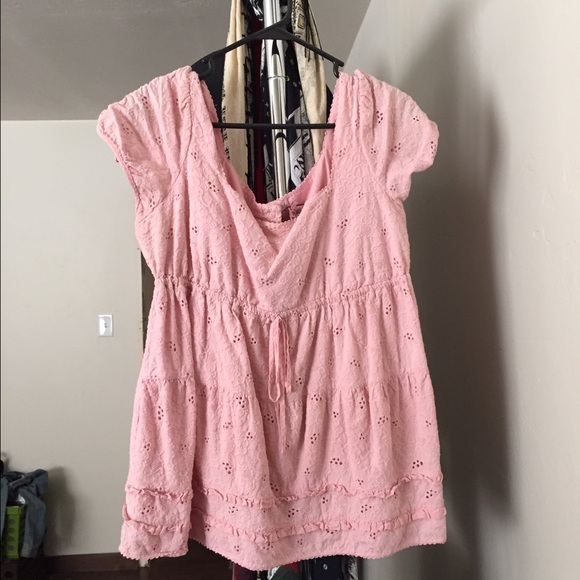 ✨$15✨ SALE!! 👑Juicy Couture👑 baby doll pink top!