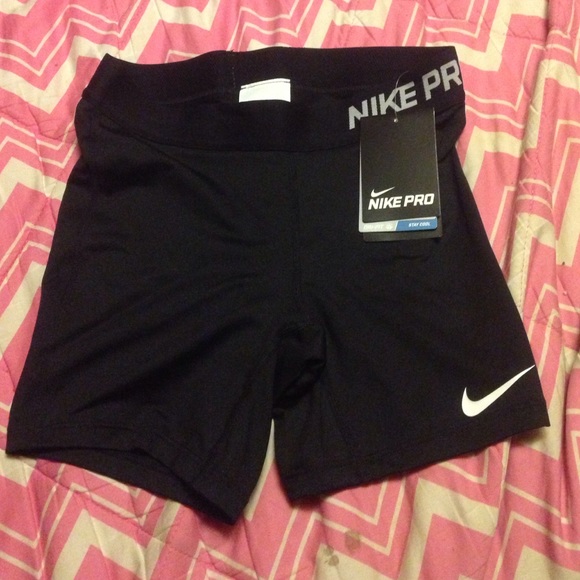 Nike pro