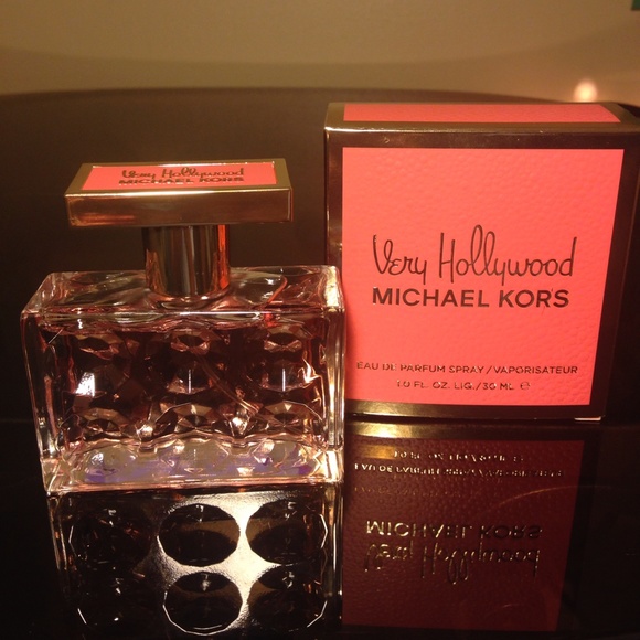 ✨MICHAEL KORS✨ Very Hollywood Perfume