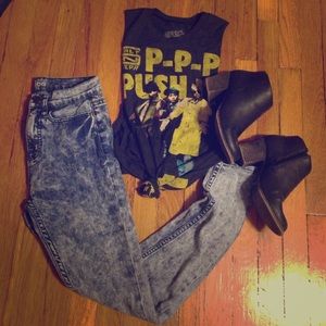 Salt N Pepa "Push It" Graphic Tank