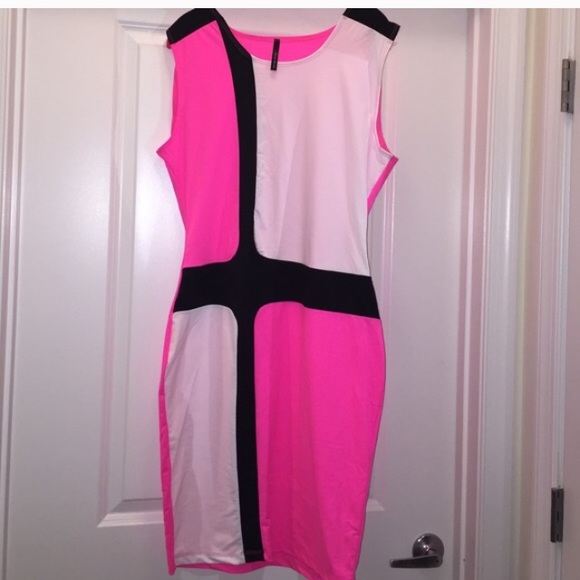Sexy neon pink body con
