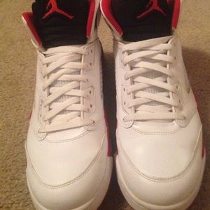 Jordan 5 Fire Red