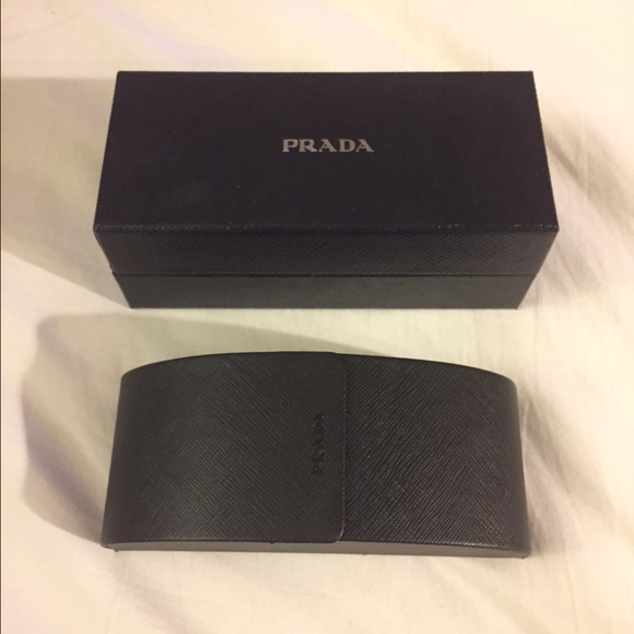 Prada Spr080 sunglasses. Brand new! Never wore.