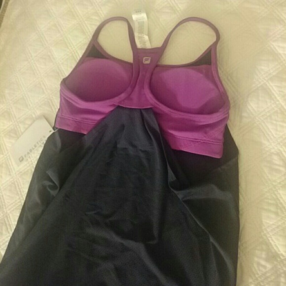 NWT Fabletics Norwalk Tank - Picture 3 of 4