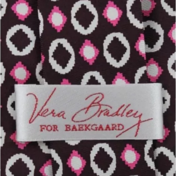 NWT$39 VERA BRADLEY Silk Tie RETIRED PINK CONFETTI  RARE in Gift Box - Picture 2 of 5