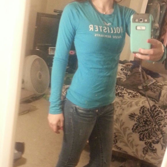 Hollister shirt - Picture 1 of 1