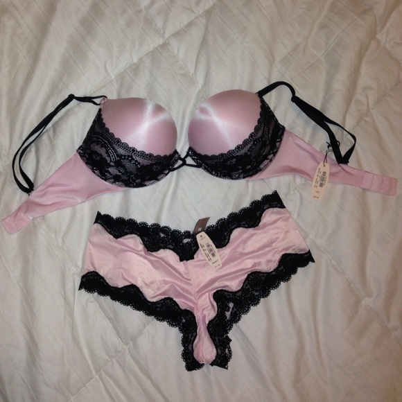 Victoria secret bra & pantie set