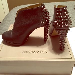 bcbgmaxazria ankle boots