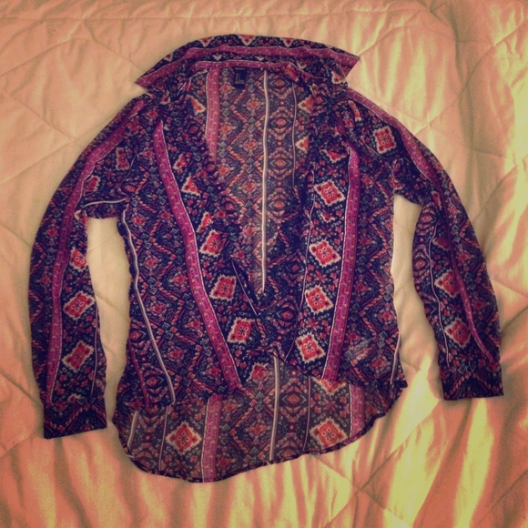 Sheer patterned button up shirt - Picture 1 of 3
