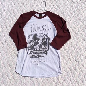 Obey baseball tee