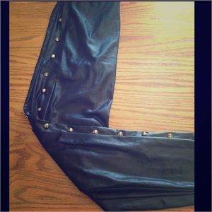 Fake leather stretchy leggings
