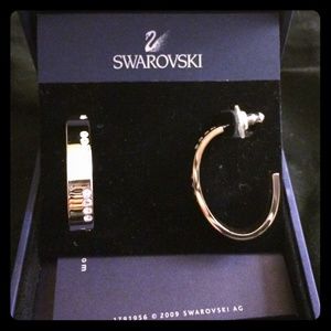 New markdown!!! 🎉Swarovski Crystal Hoop Earrings