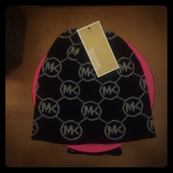 Michael Kors Beanie NWT