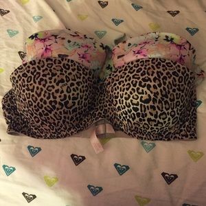Vs pink bras