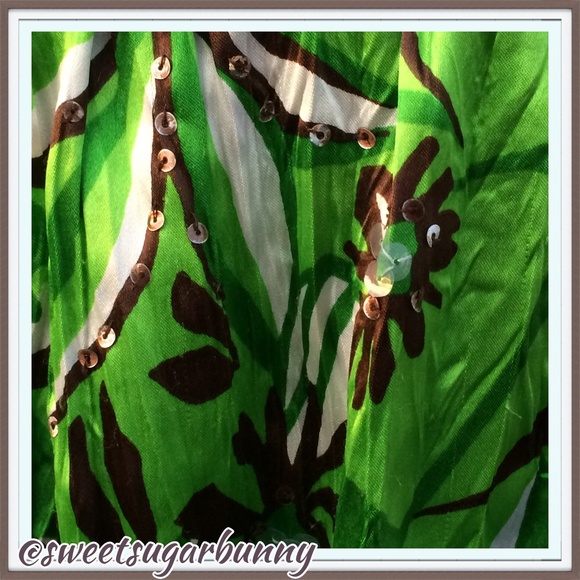 Green Satiny Tank - Picture 2 of 4