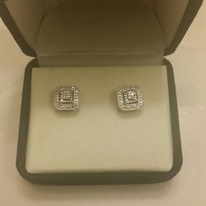 Sterling silver and Diamond earrings