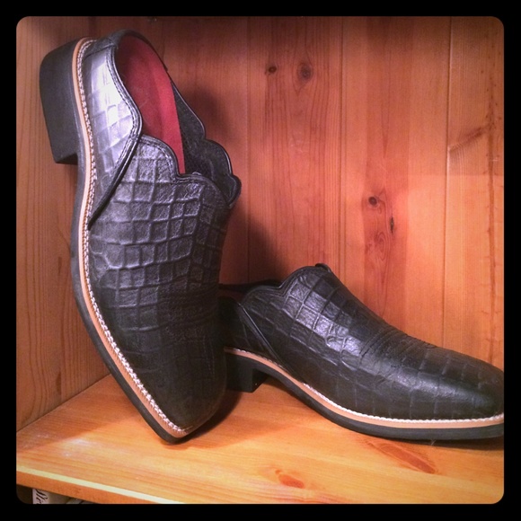 Leather slip on Mules