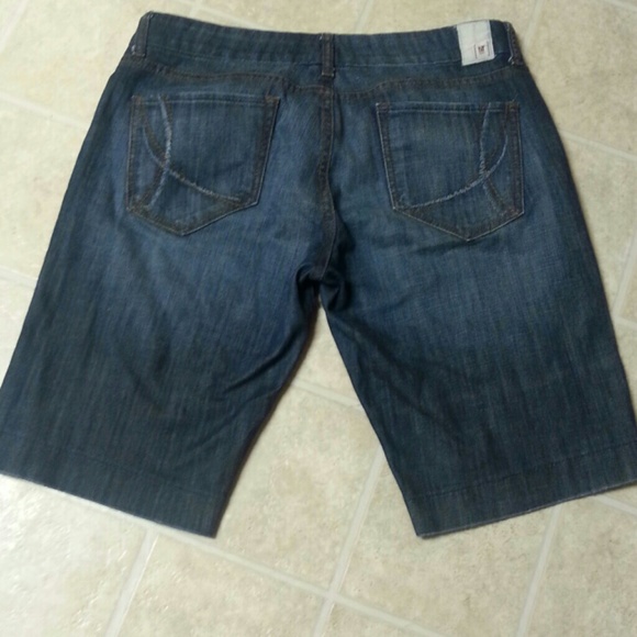 Shorts - Picture 2 of 2