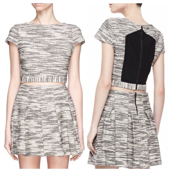 ❌SOLD❌Alice + Olivia Crop Top - Picture 2 of 4