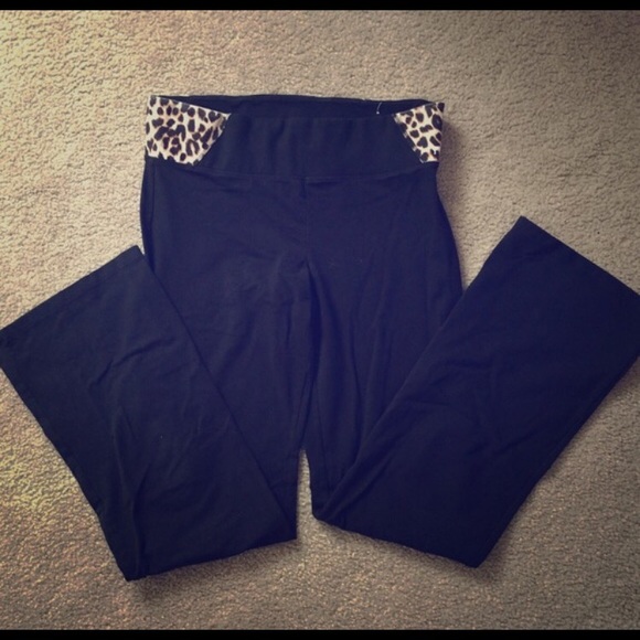 VS Pink BootCut Yoga Pants