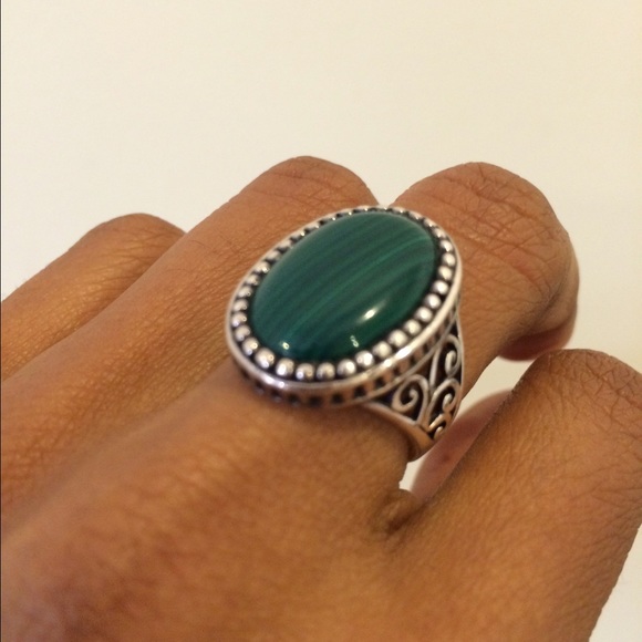 🚫SOLD🚫 Malachite Silver Ring.