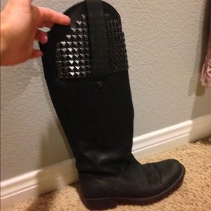 Steve Madden boots
