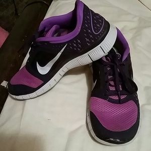 Women's Nike Frees