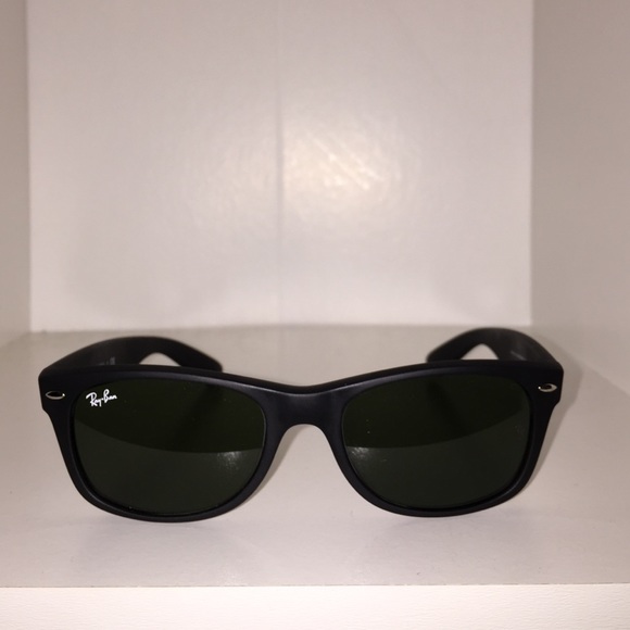 Ray ban