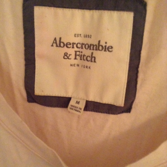 ✨A&F tee✨ - Picture 2 of 2