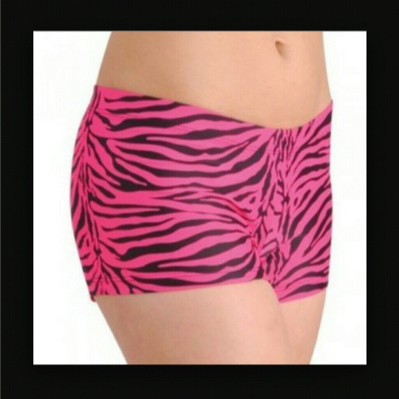 🔥🔥🔥Animal print shorts