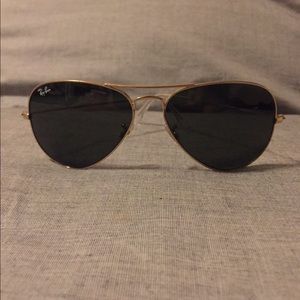 Ray Ban 3025 58. Gold/green