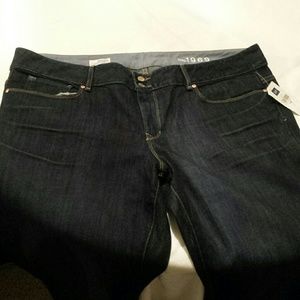 Gap Perfect Boot jeans size 20 or 35 NWT