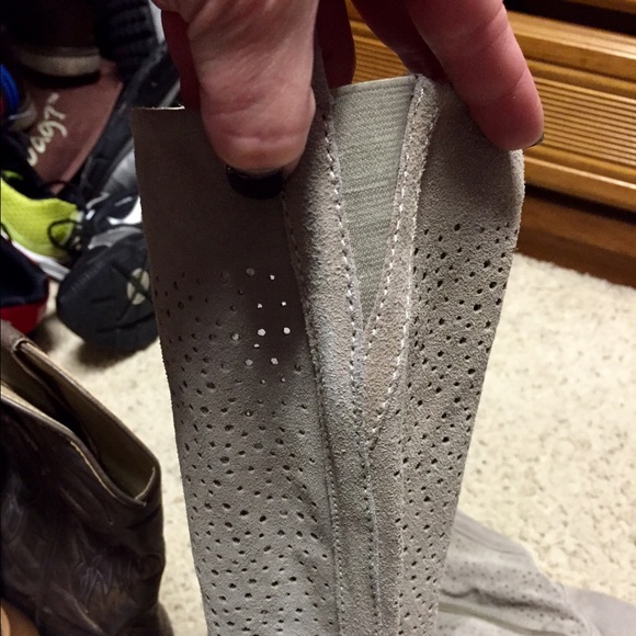 DONATED - Picture 3 of 4