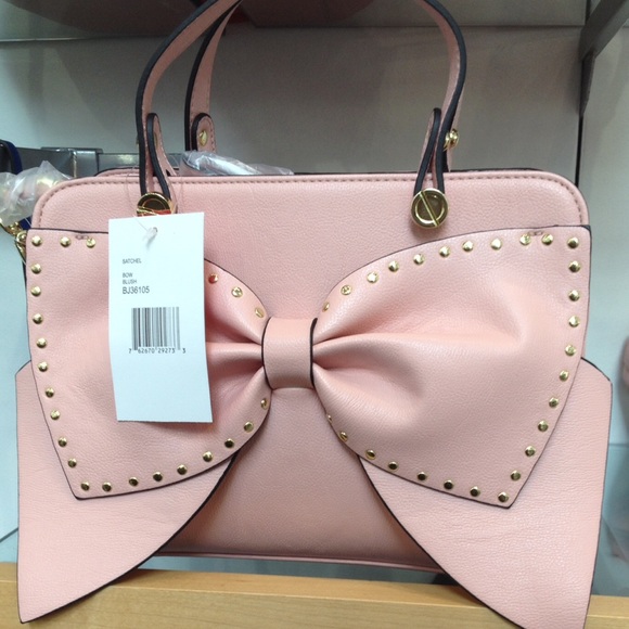 #NWT Betsey Johnson small satchel