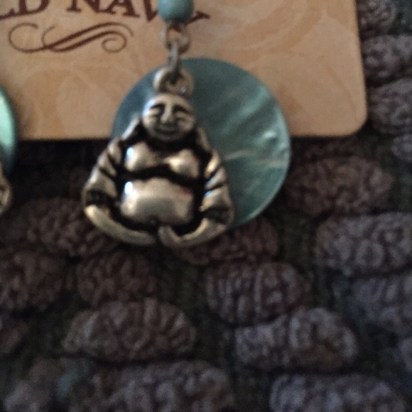 Earrings - Picture 2 of 4