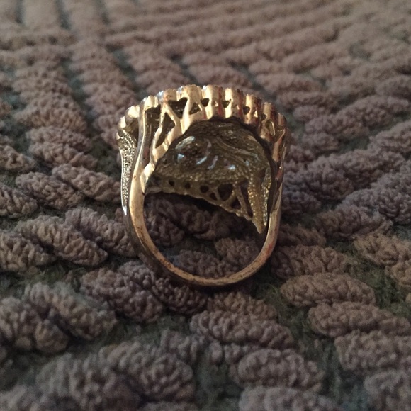 Pretty Ring - Picture 3 of 4