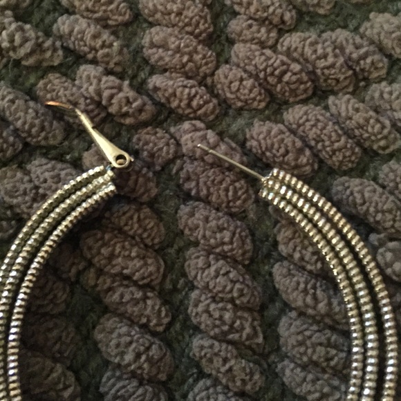 Hoop Earrings - Picture 4 of 4