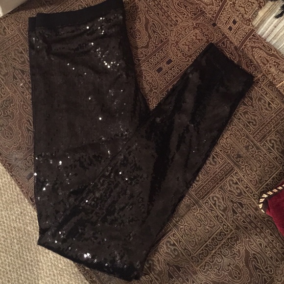 Sequenced leggings